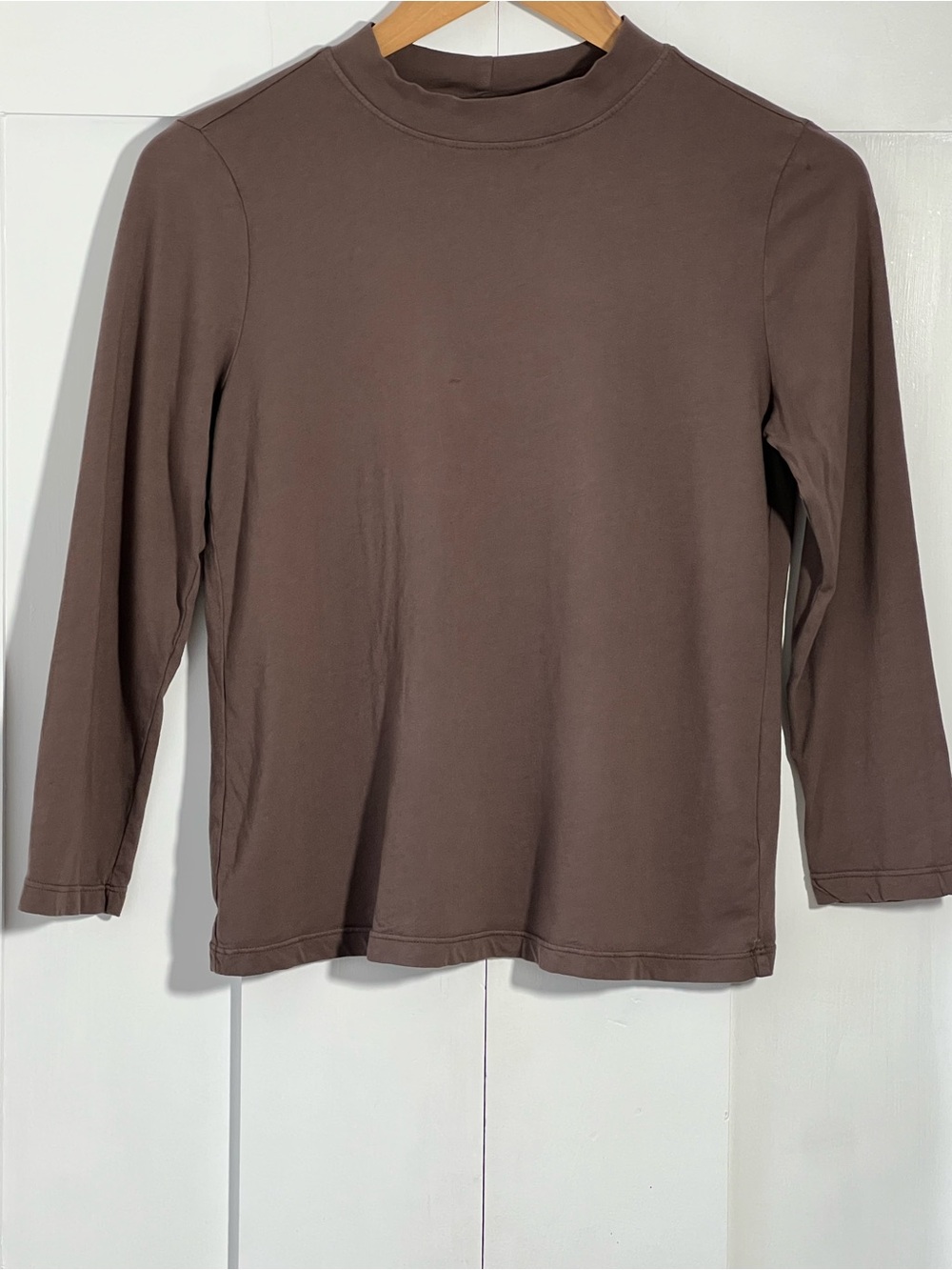 Velvet by Graham & Spencer Brown Cotton Mock Neck Long Sleeve Top S